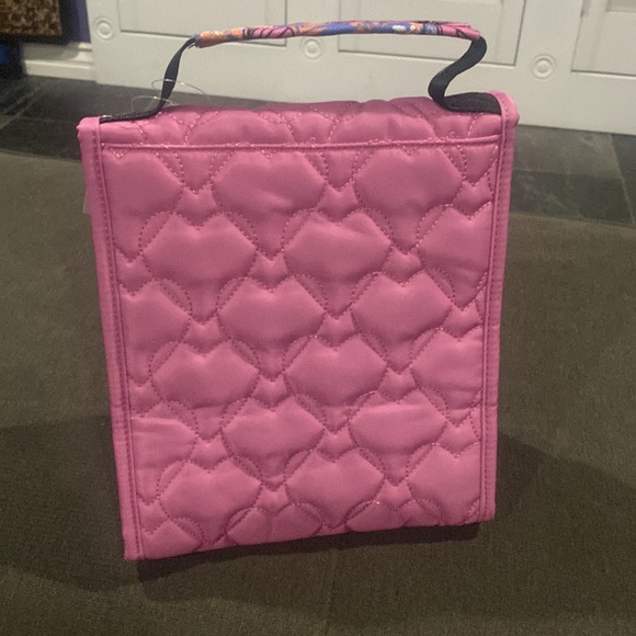 💗🆕BETSEY JOHNSON FLAP LUNCH TOTE🌸 - Picture 6 of 9